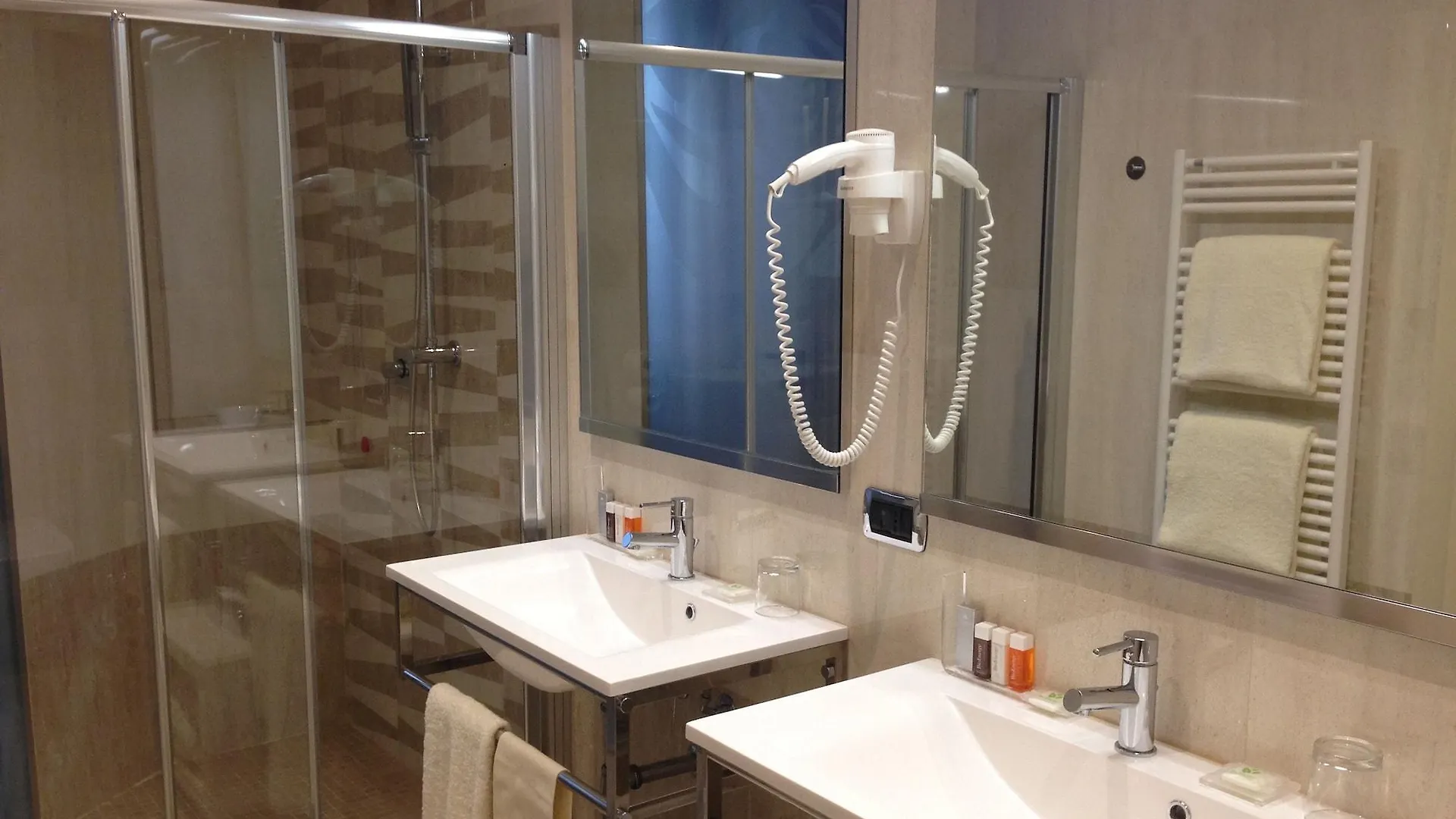 Hotel Soperga Mediolan Włochy