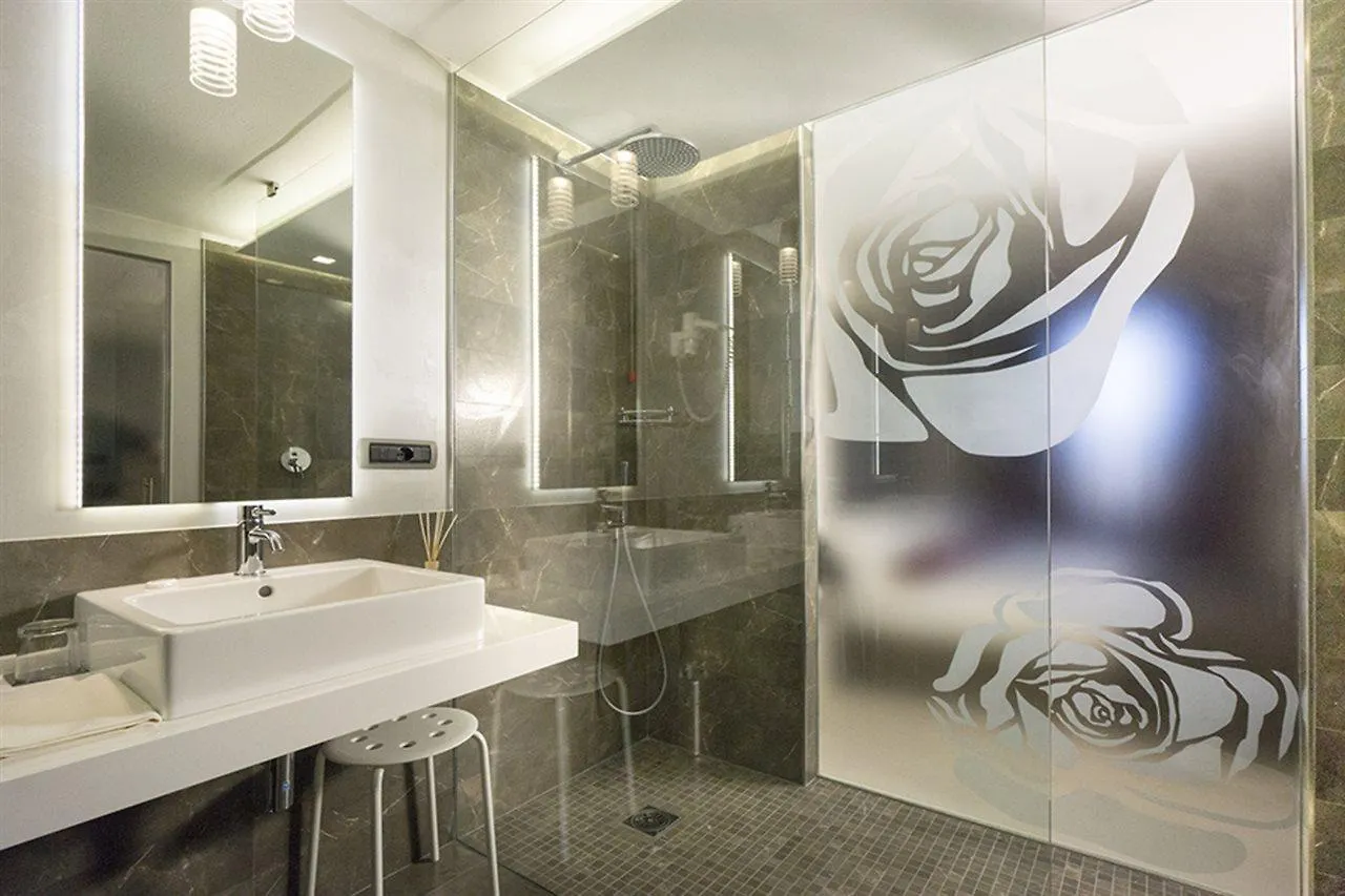 Hotel Soperga Milano 3*,