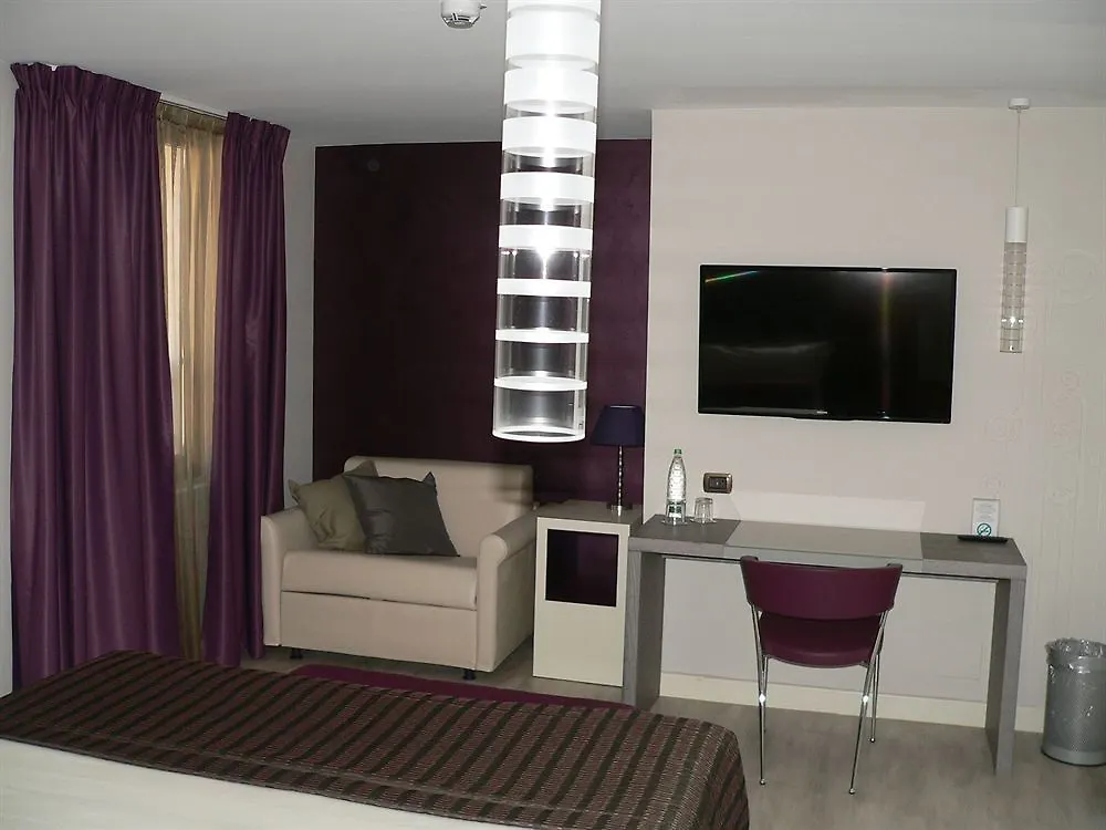 Hotel Soperga Milano 3*,
